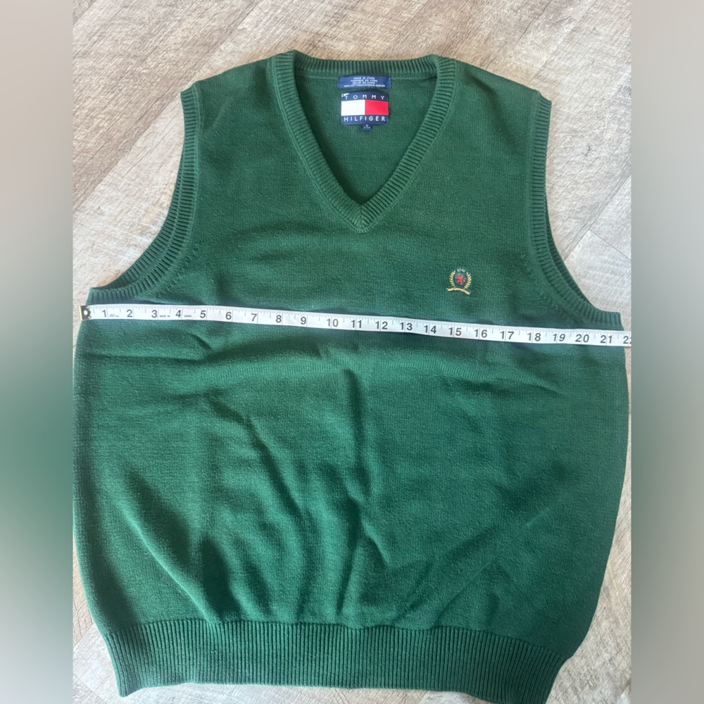 Tommy Hilfiger size SMALL green sweater vest, very good condition - Picture 5 of 9